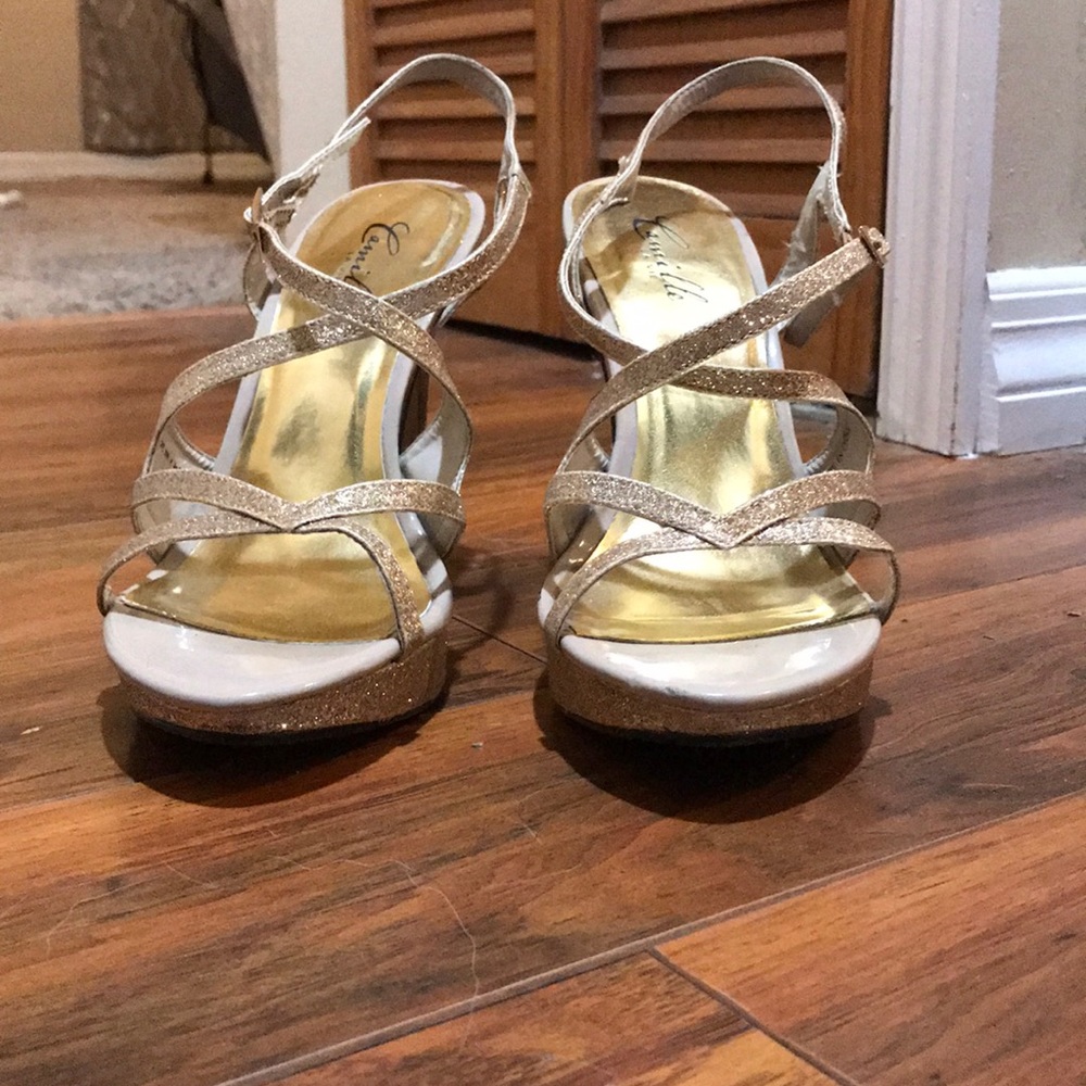 Camille la vie gold heels